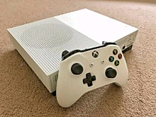 Xbox One S 500 Gb